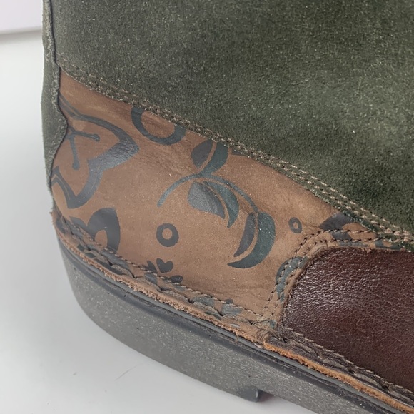 Naot Tri-Colour Lace Up Chelsea Boots - Picture 2 of 8